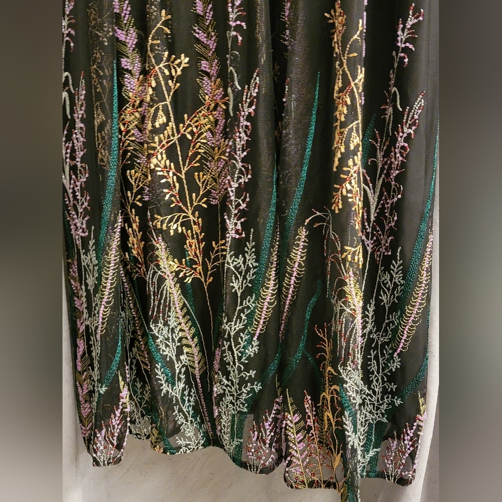 Monique Lhuillier Black and Gold Floral Maxi Dress NWT - Picture 8 of 8